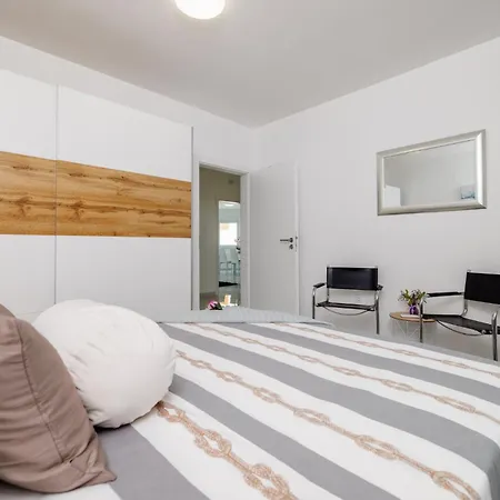 Apartment Nika